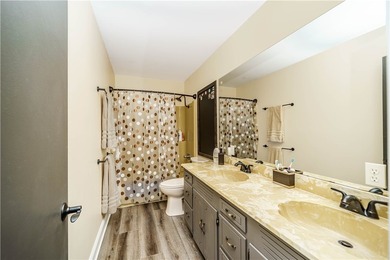 Your own private Ozarks retreat-where privacy, recreation, and - photo 16