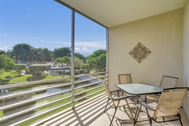 (private lake, pond, creek) Condo For Sale in Lauderdale Lakes Florida