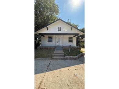 Arkansas River Home Sale Pending in Tulsa Oklahoma