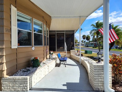 BRAND NEW HVAC SYSTEM 2026! Just listed in Camelot Lakes. Fully - photo 3