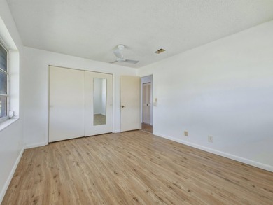 Rare opportunity to own a single-family home in South Florida - photo 13