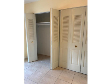 Beautiful updated First floor, 1 Bed/1Bath corner unit. New - photo 13