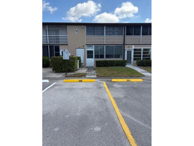 Beautiful updated First floor, 1 Bed/1Bath corner unit. New - photo 20