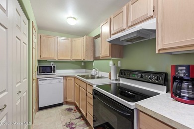 A rare find - this Fernan Lakefront property comes with the best - photo 31
