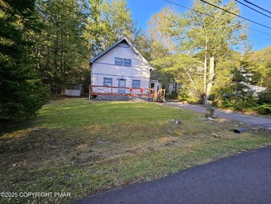 Sunset Lake Home Sale Pending in Pocono Summit Pennsylvania