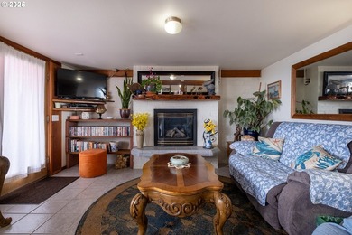 Exciting & constantly changing ocean views from this successful - photo 32