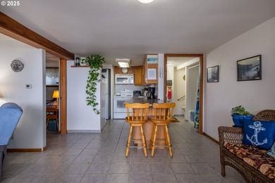 Exciting & constantly changing ocean views from this successful - photo 37