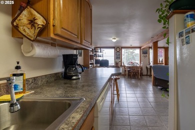 Exciting & constantly changing ocean views from this successful - photo 38