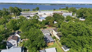 Step back in time to 1915 and discover one of New Bern's - photo 45