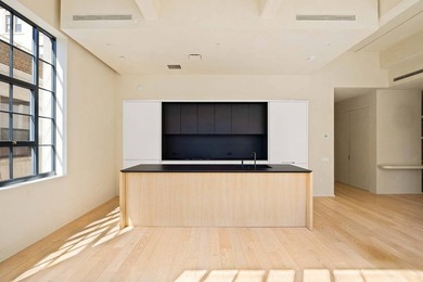 We are pleased to bring to market this astonishing 2 bedroom, 2 - photo 3