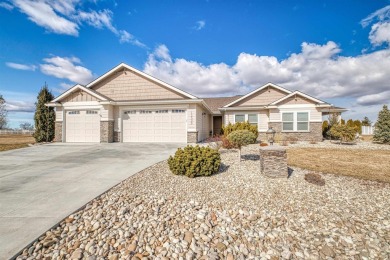 Lake Home Sale Pending in Caldwell, Idaho