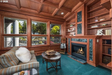 Experience the pinnacle of luxury in this custom-built estate - photo 4