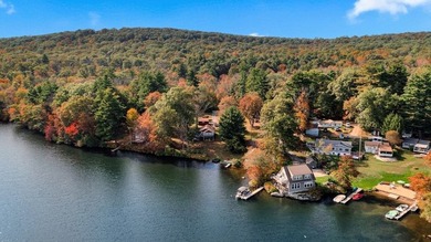 Calling all Waterfront Visionaries! The Best Spot on the Lake! - photo 2