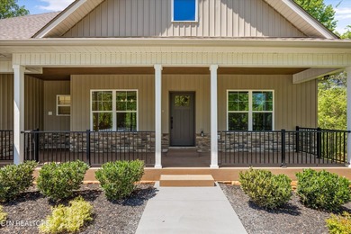 Like-New Custom Home with One-Level Living + Premium Outdoor - photo 2
