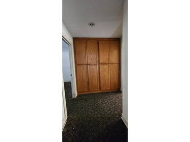 Spacious 2 bedroom, 2 bath home with office near World Famous