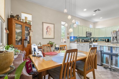 Discover the best of Green Valley at 470 W Calle Artistica. This