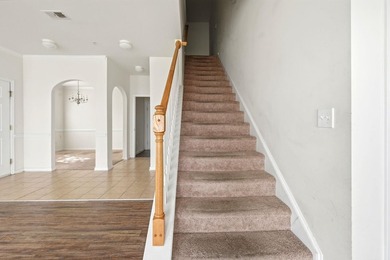 Welcome to 505 Hay Hill Ln, Unit 723-C, a beautifully positioned - photo 18
