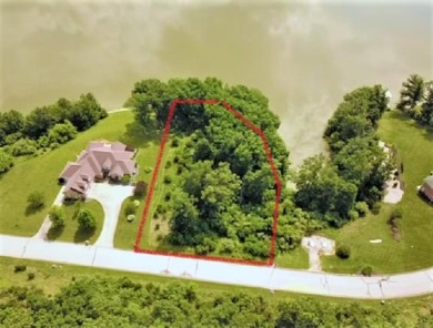 Macon Lake Lot For Sale in Macon Missouri