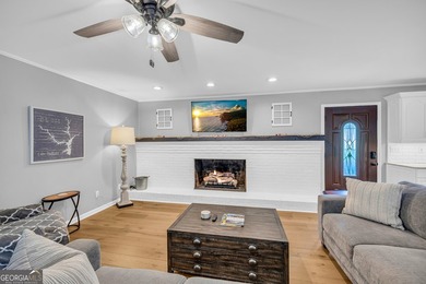 Welcome to beautiful Lake Hartwell. This remodeled lakefront - photo 27