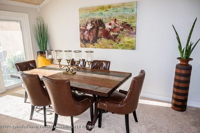 Beautifully upgraded & fully furnished, this 3-bedroom, 3-bath - photo 33