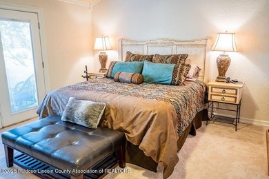 Beautifully upgraded & fully furnished, this 3-bedroom, 3-bath - photo 35