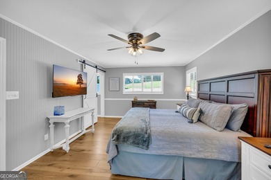 Welcome to beautiful Lake Hartwell. This remodeled lakefront - photo 43