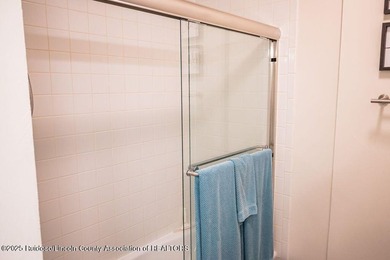 Beautifully upgraded & fully furnished, this 3-bedroom, 3-bath - photo 44