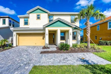 (private lake, pond, creek) Home For Sale in Kissimmee Florida