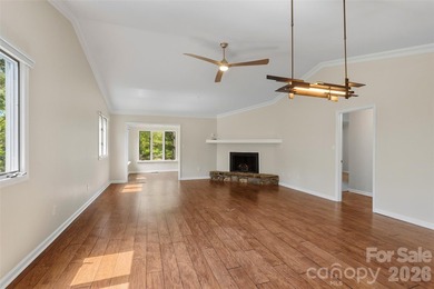 New Paint with Beautiful Light! Condo in The Timbers- move-in - photo 11