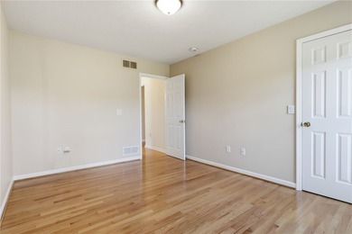 Welcome Home to 1024 Pondbrook Point! This charming - photo 18
