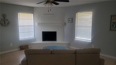 11%+ CAP RATE! FURNISHED TRIPLEX ON NORTH BEACH - INVESTOR - photo 21