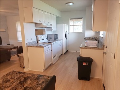 11%+ CAP RATE! FURNISHED TRIPLEX ON NORTH BEACH - INVESTOR - photo 25