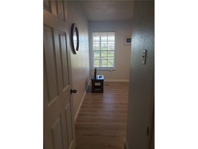 11%+ CAP RATE! FURNISHED TRIPLEX ON NORTH BEACH - INVESTOR - photo 27