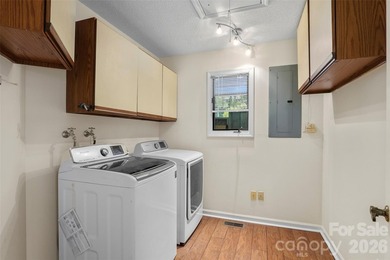 New Paint with Beautiful Light! Condo in The Timbers- move-in - photo 30