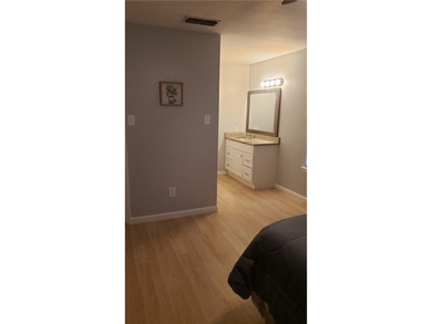 11%+ CAP RATE! FURNISHED TRIPLEX ON NORTH BEACH - INVESTOR - photo 31