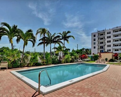 Welcome to this charming 2-bedroom, 1-bathroom condominium - photo 5