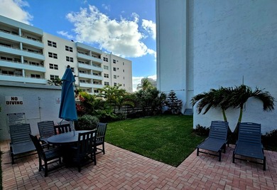 Welcome to this charming 2-bedroom, 1-bathroom condominium - photo 7