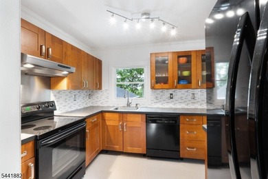 Welcome home to this charming 2-bedroom, 2-bath ranch on a - photo 10