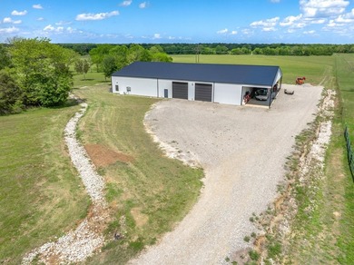 Within 1 hour of Dallas- World-class 408+/- acre hunting resort - photo 6