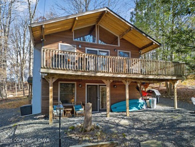 Deerfield Lake Home For Sale in Lake Ariel Pennsylvania