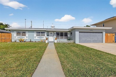 (private lake, pond, coastal) Home For Sale in Miami Gardens Florida