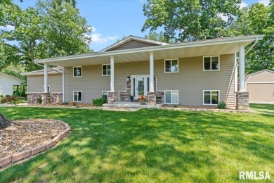 Lake Home Sale Pending in Taylorville, Illinois