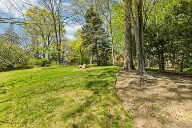 Welcome to 31 Sunset Drive, a true nature lovers' paradise! - photo 35