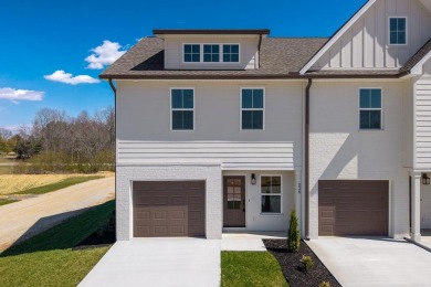 (private lake, pond, creek) Townhome/Townhouse For Sale in Baxter Tennessee