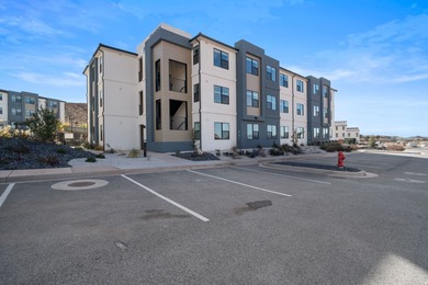 Coral Springs Condos. Best location in complex! New! Ground