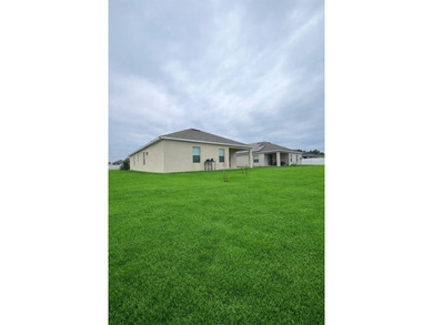 Beautiful home located in the desirable community of The Lakes - photo 22