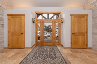 Experience luxury lake living at this incredible 4 bedroom, 4 - photo 5