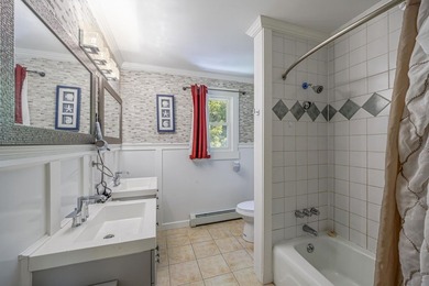 Adorable split level ranch in immaculate shape with large fenced - photo 34