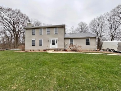 4 bedroom - 2.5 baths - Candlewood Lake-1 Acre-1 Hour to Columbus - photo 3