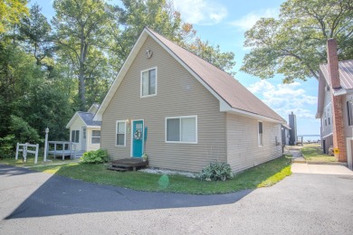 Lake Home For Sale in Houghton Lake, Michigan